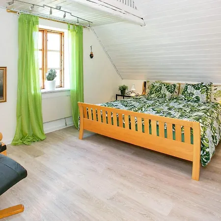 Xii Semesterbostad